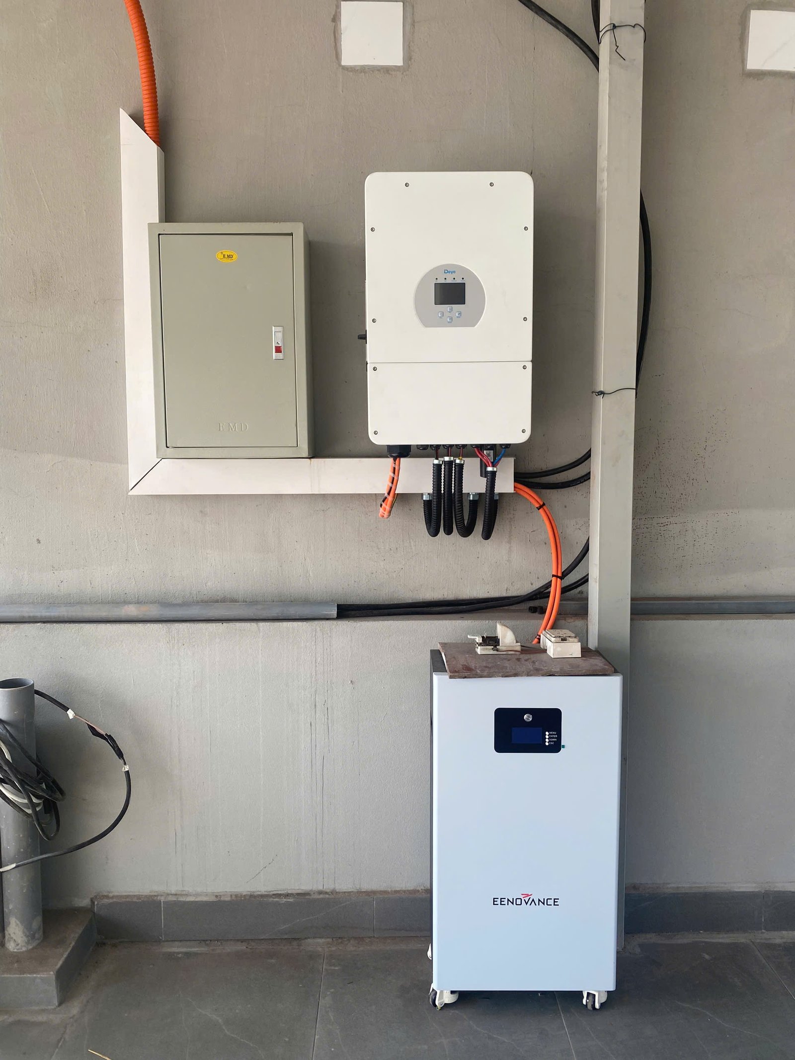Kĩ thuật lắp đặt và cài đặt inverter cẩn thận 